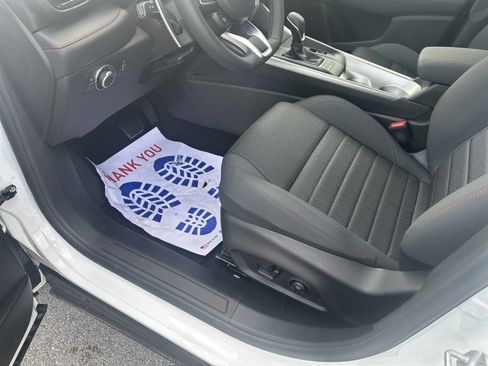 New 2024 Dodge Hornet R/T w/ R/T Blacktop Package image 13