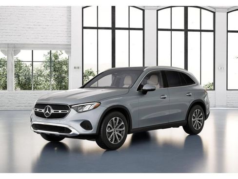 Certified 2025 Mercedes-Benz GLC 300 4MATIC image 39