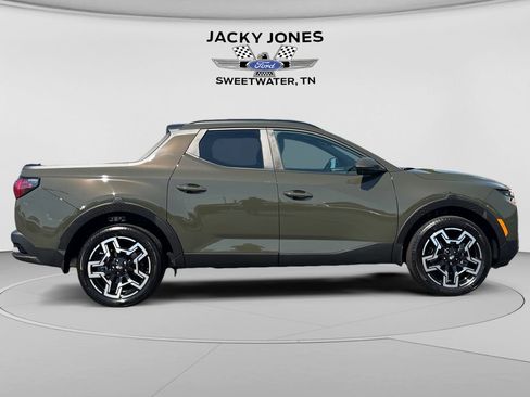 Used 2025 Hyundai Santa Cruz Limited AWD/4WD image 6