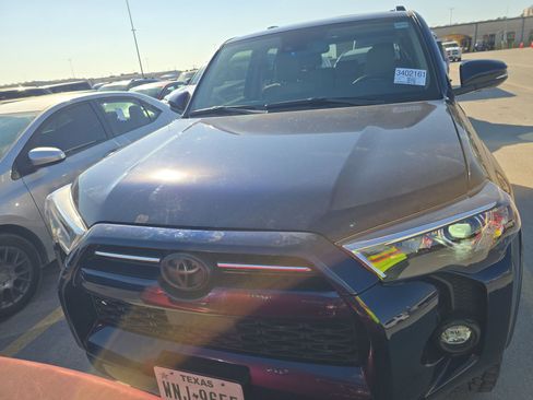 Used 2024 Toyota 4Runner SR5 Premium w/ Moonroof Package image 2