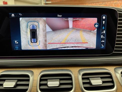 Certified 2024 Mercedes-Benz GLS 450 4MATIC image 22