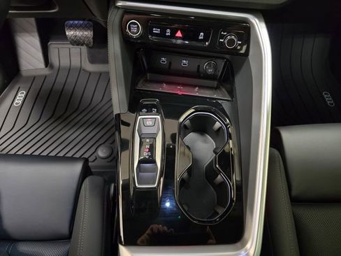 New 2026 Audi Q5 Premium Plus image 18