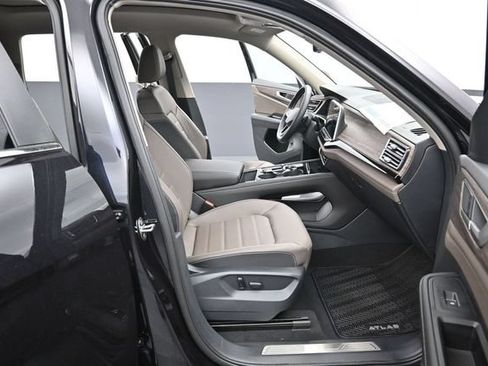 New 2026 Volkswagen Atlas SEL AWD/4WD image 14