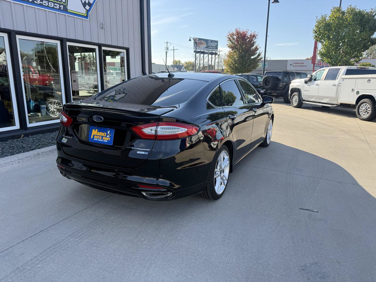 Used 2016 Ford Fusion Titanium AWD/4WD image 8
