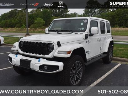 Used 2024 Jeep Wrangler High Altitude