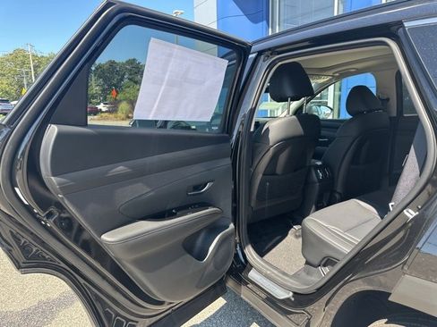 New 2025 Hyundai Tucson Limited image 33