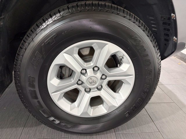 Used 2019 Toyota 4Runner SR5 Premium AWD/4WD image 25