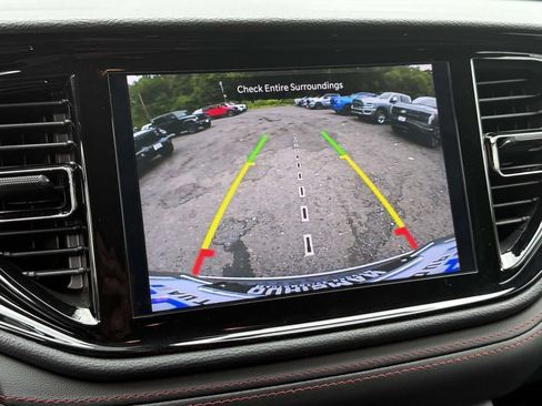Used 2025 Dodge Durango GT AWD/4WD image 26