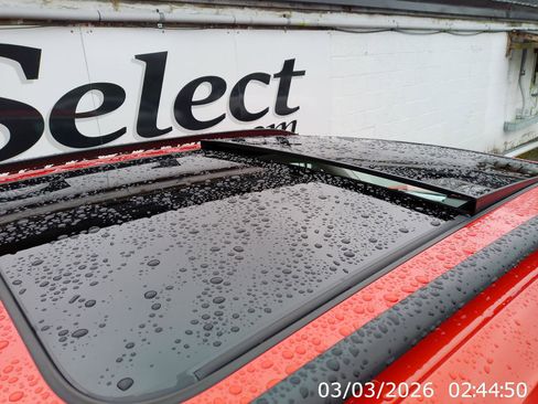 Used 2019 Volkswagen Tiguan SE image 3