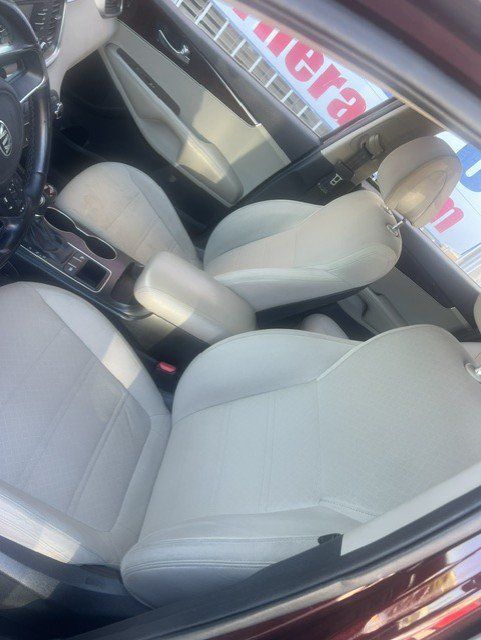 Used 2016 Kia Sorento LX w/ LX Convenience Package FWD image 3
