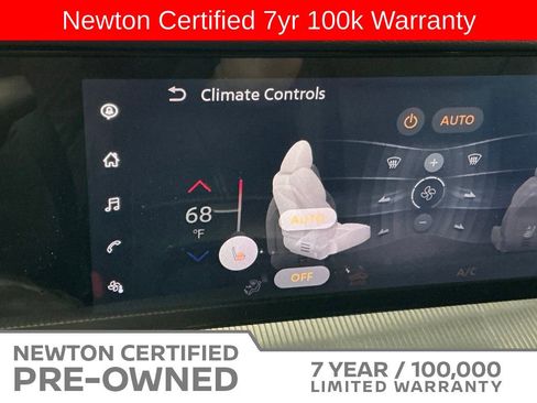 Used 2025 Nissan Murano SV AWD/4WD image 6