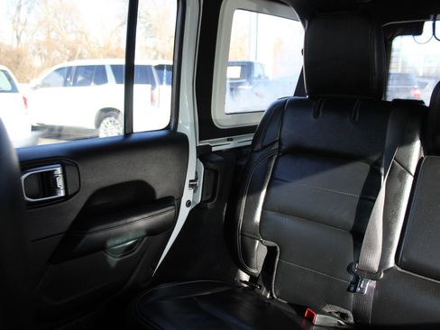 Used 2019 Jeep Wrangler Unlimited Moab w/ Quick Order Package 24M Moab image 12