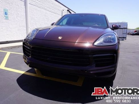 Used 2020 Porsche Cayenne AWD/4WD image 34