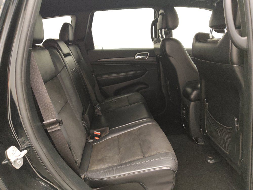 Used 2019 Jeep Grand Cherokee Laredo w/ Laredo X Package RWD image 19