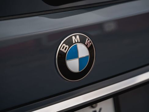 Used 2026 BMW X7 xDrive40i w/ Executive Package AWD/4WD image 9