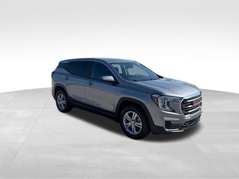 Used 2024 GMC Terrain SLE AWD/4WD image 8
