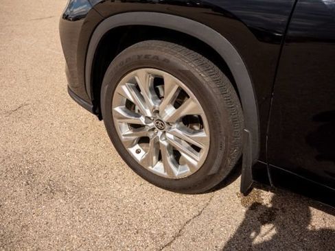 Used 2020 Toyota Highlander Limited AWD/4WD image 12