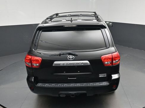 Used 2017 Toyota Sequoia Platinum image 8