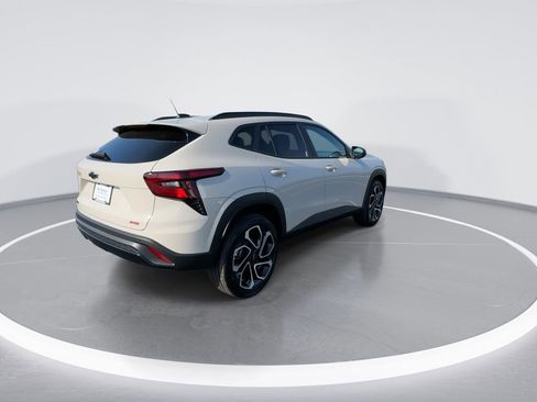 New 2026 Chevrolet Trax RS w/ Sunroof Package image 8