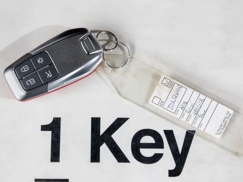 Used 2018 Ferrari 488 GTB image 19