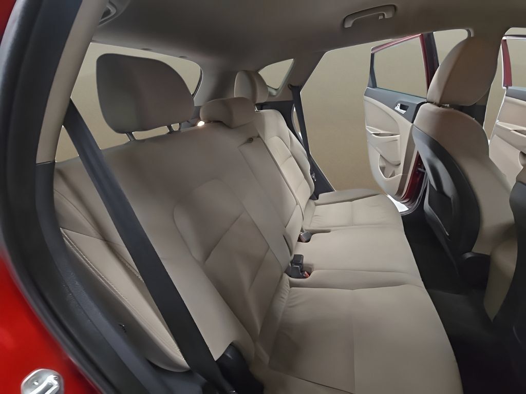Used 2021 Hyundai Tucson SE FWD image 24