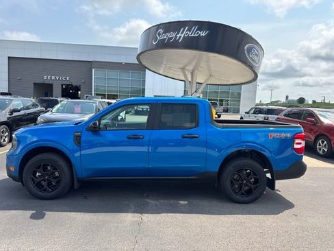 Used 2025 Ford Maverick XLT w/ XLT Luxury Package AWD/4WD image 2