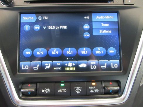 Used 2018 Acura MDX SH-AWD image 45