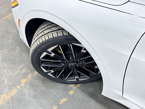 Used 2025 Kia K5 GT image 43