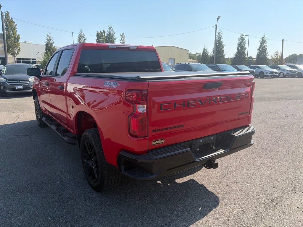 Used 2024 Chevrolet Silverado 1500 Custom Trail Boss w/ Turbomax Blackout Package AWD/4WD image 4