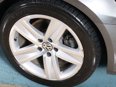 Used 2016 Volkswagen CC Sport FWD image 16