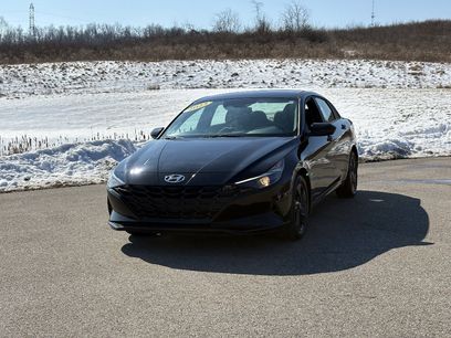 Used 2023 Hyundai Elantra SEL