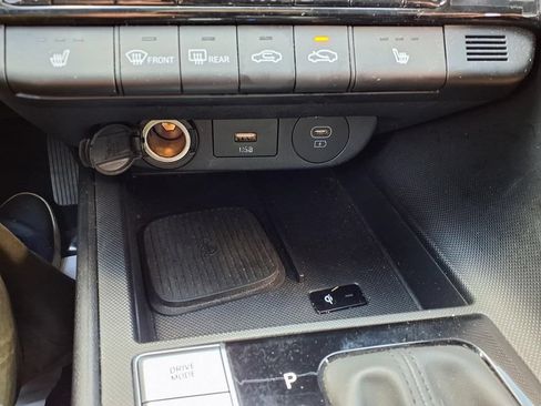 Used 2025 Hyundai Elantra SEL FWD image 10