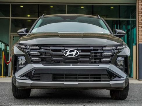Used 2025 Hyundai Tucson SEL FWD image 7