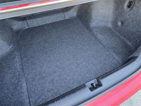 Used 2018 Honda Accord Sport image 12