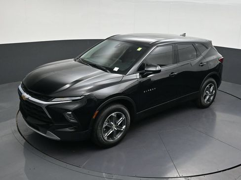 Used 2026 Chevrolet Blazer LT FWD image 16