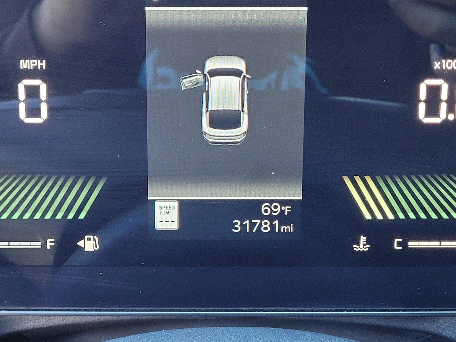 Used 2025 Kia K4 FWD image 27