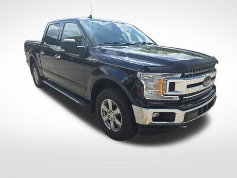 Used 2020 Ford F150 XLT w/ Equipment Group 302A Luxury AWD/4WD image 3