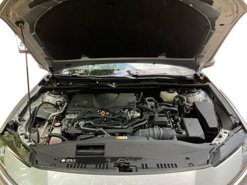 Used 2025 Toyota Camry LE FWD image 14