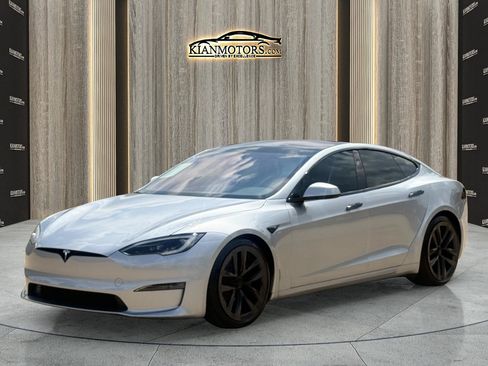 Used 2025 Tesla Model S AWD/4WD image 5