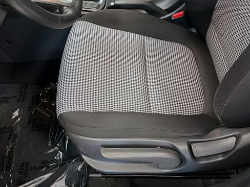 Used 2021 Hyundai Kona SEL FWD image 21