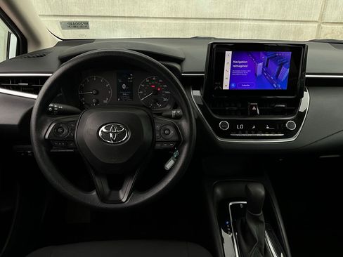 Used 2024 Toyota Corolla LE image 13