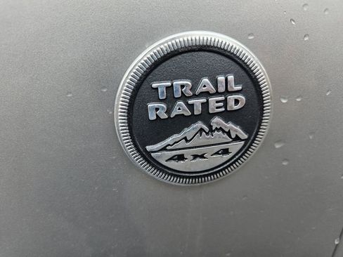 Used 2012 Jeep Liberty Sport image 19