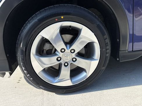 Used 2017 Honda HR-V EX image 11