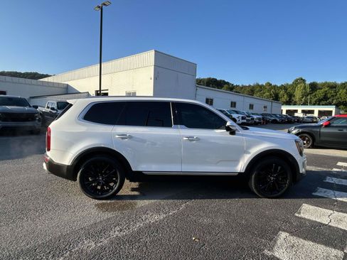 Used 2020 Kia Telluride SX w/ SX Prestige Package AWD/4WD image 8