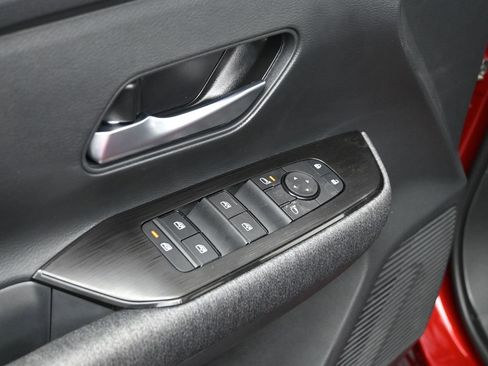 New 2026 Nissan Kicks SV w/ SV Premium Package AWD/4WD image 14