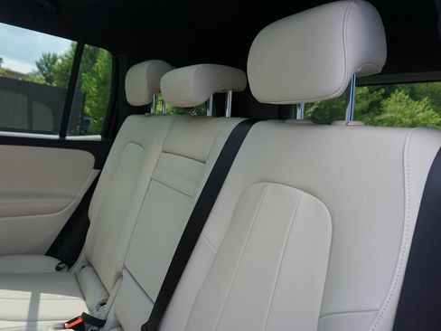 New 2025 Mercedes-Benz GLB 250 4MATIC image 14