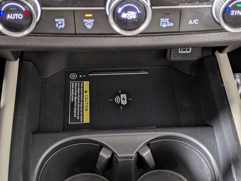 Used 2024 Honda HR-V EX-L image 19