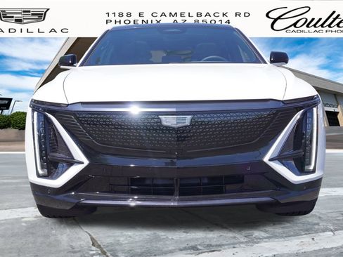 New 2025 Cadillac Lyriq Sport image 5