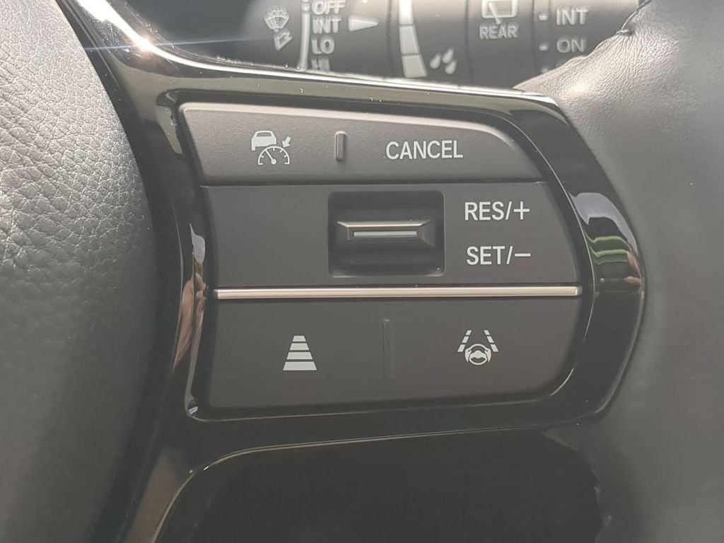 Used 2024 Honda CR-V EX-L image 23