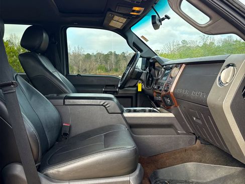 Used 2012 Ford F250 Lariat w/ Lariat Ultimate Pkg image 33